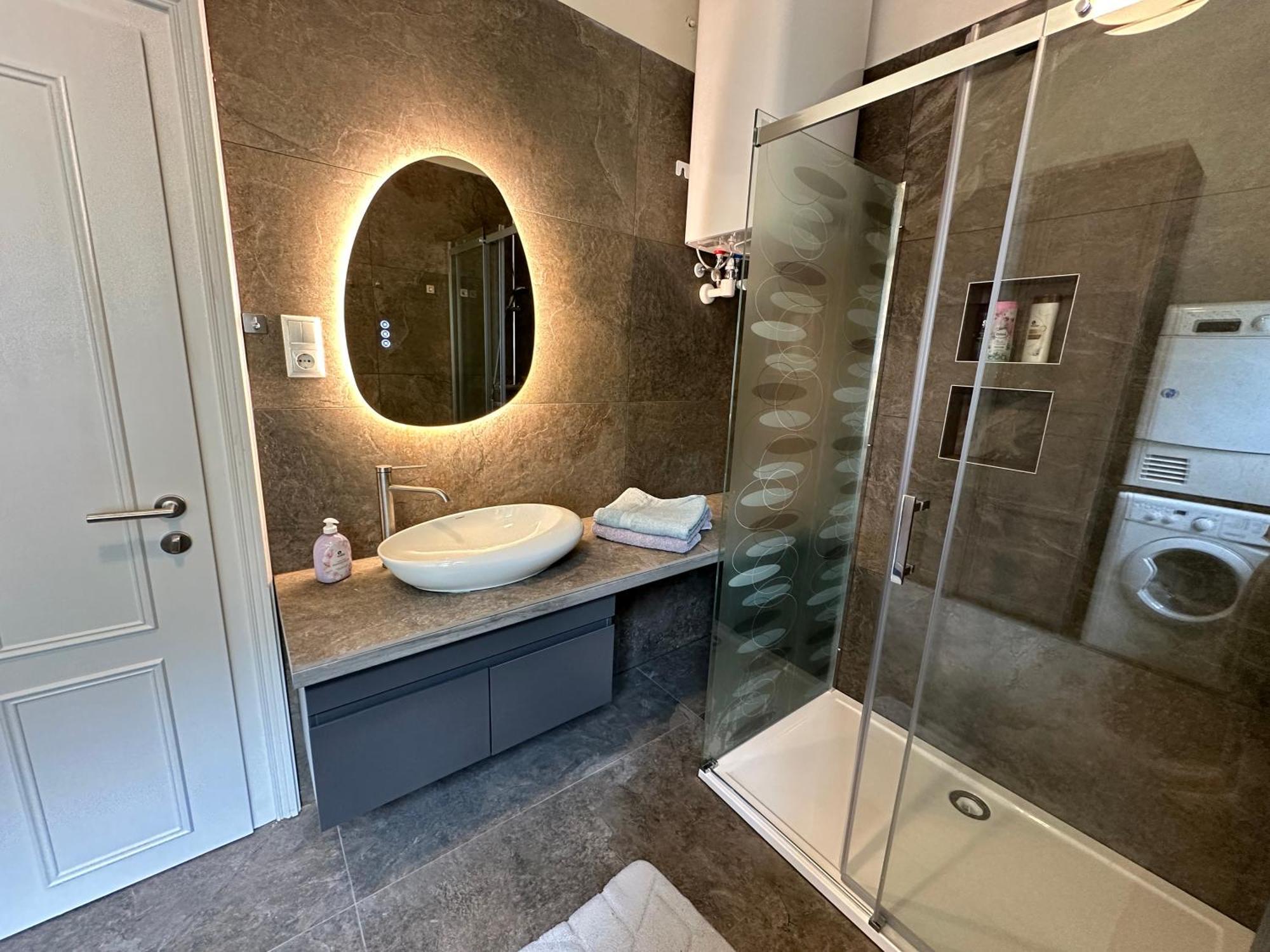 Book-A-Room Salzburg Apartment 33 Bagian luar foto